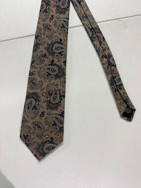 London Fog Vintage Men's Beige Multicolor Silk Paisley Necktie Tie